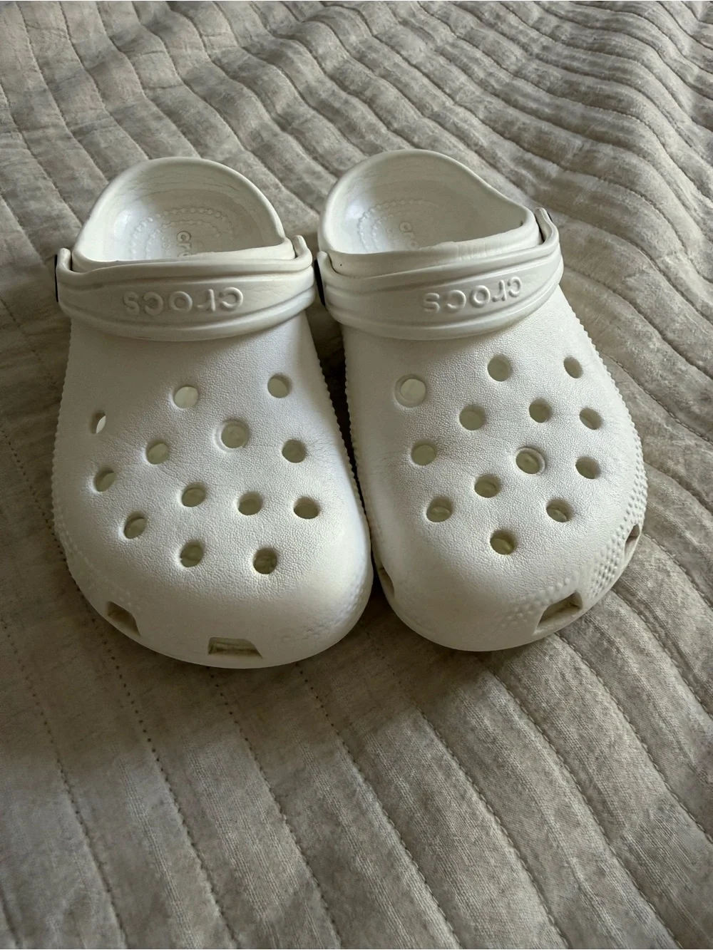 CROCS size 12 toddler Kids Classic Clog in White